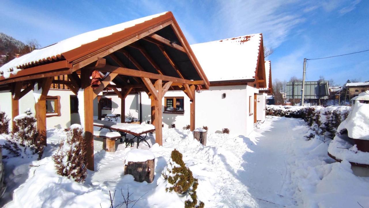 Mala Osada Domki Z Jacuzzi Przy Gondoli Szczyrk Exterior foto